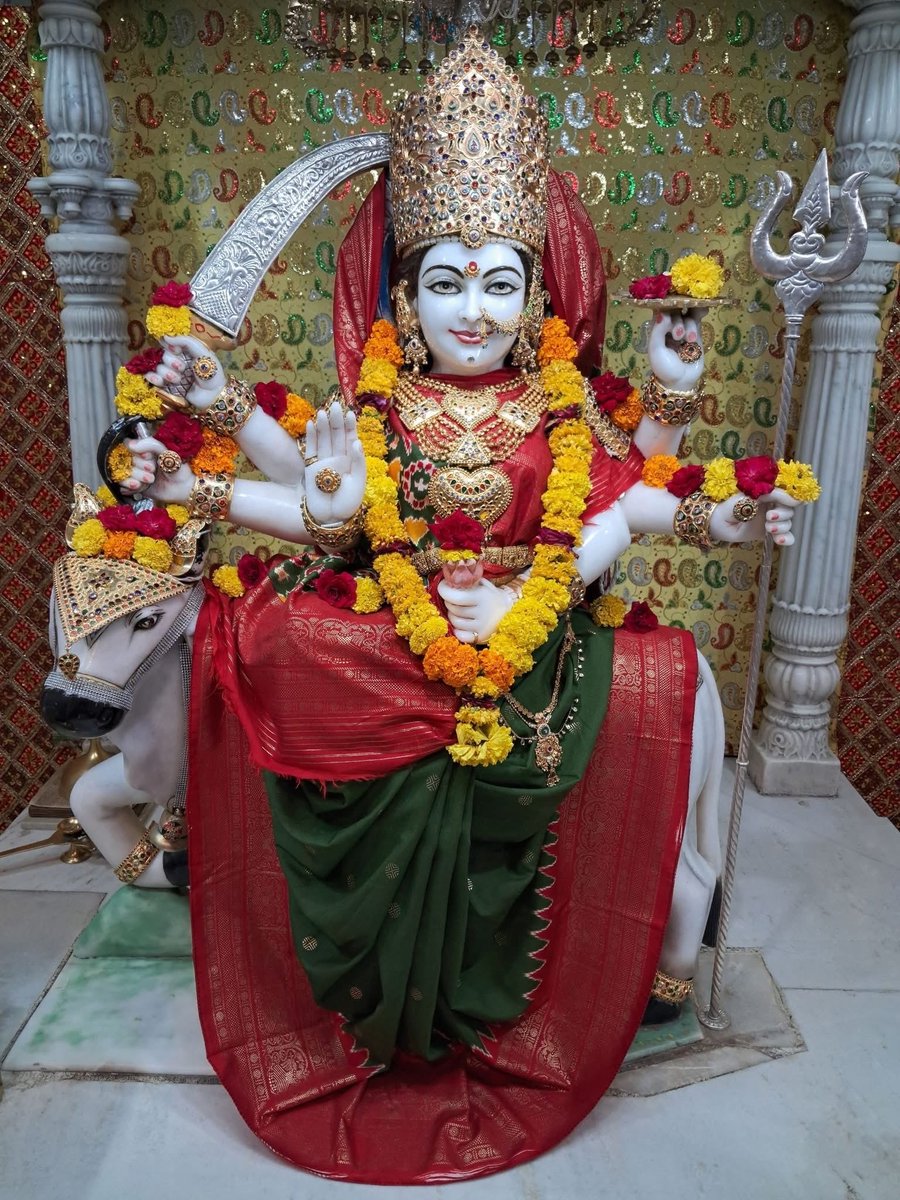 dpatel_62's tweet photo. माँ उमियाजी की कृपा आप सभी मित्रों पर बनी रहे।
।। शुभ प्रभात।।
आपका दिन शुभ एवं मंगलमय हो I https://t.co/5NhyVbHVpf