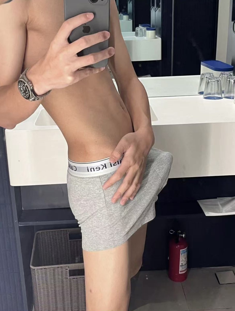 black18600's tweet photo. 迪拜特勃专为男士打造
提升做爱能力，一个周期增长0.5-1厘米。时间充分提升。 https://t.co/dY8J9bISyO