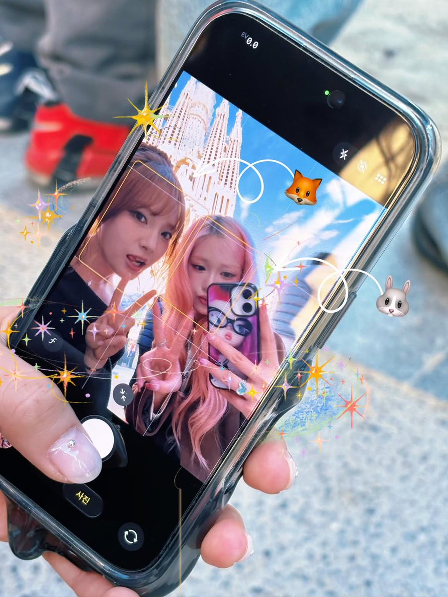 billagelab's tweet photo. Ésta vez no aparecí sola, hoy traje a mi zorrito🦊 bonita porque teníamos una cita exacta to get #𝕚ntoʼ𝑂zm𝕚xx·vǝr𝚜e, supieran lo mucho que estuvimos probando ofis para estar bonitas y que nuestra #𝑓irs𝕥ꕀ𝔘to𝑝ia sea inolvidable. Spoiler: lo fue.

𝐵𝕚llαgǝ #𝐛unnyᲘ𐑼 https://t.co/jPBHyzdA0H