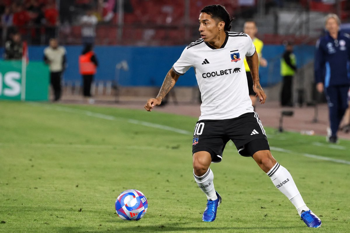 pipeflowers99's tweet photo. El sueño húmedo de Aníbal mosa, se hará realidad…….
#colocolo https://t.co/zrvFH6j34Q