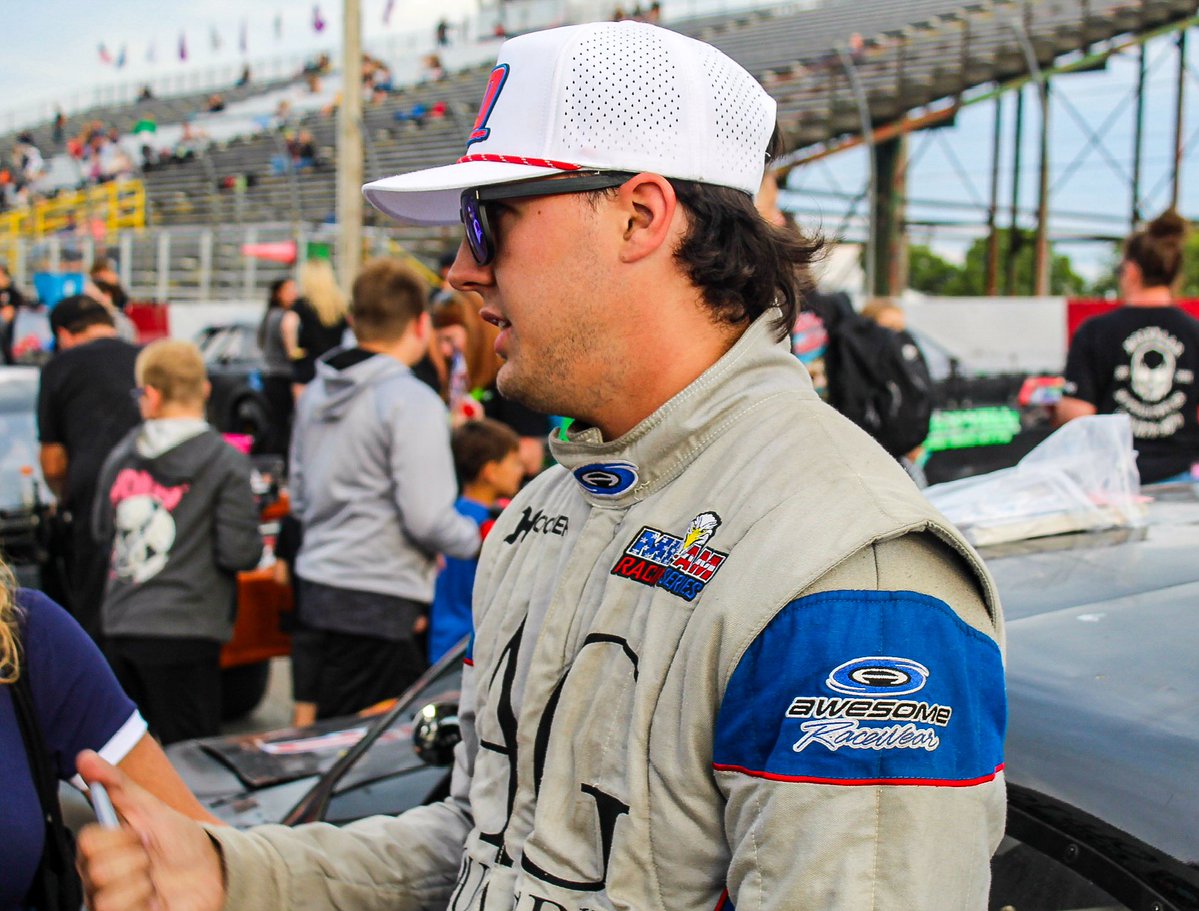 TimmySpatz's tweet photo. Couple weeks back we ran our first race in 2 seasons in the #10 VRI Toyota, definitely looking for a better result next week at Grundy🏁 https://t.co/TeeXk8t9Pz