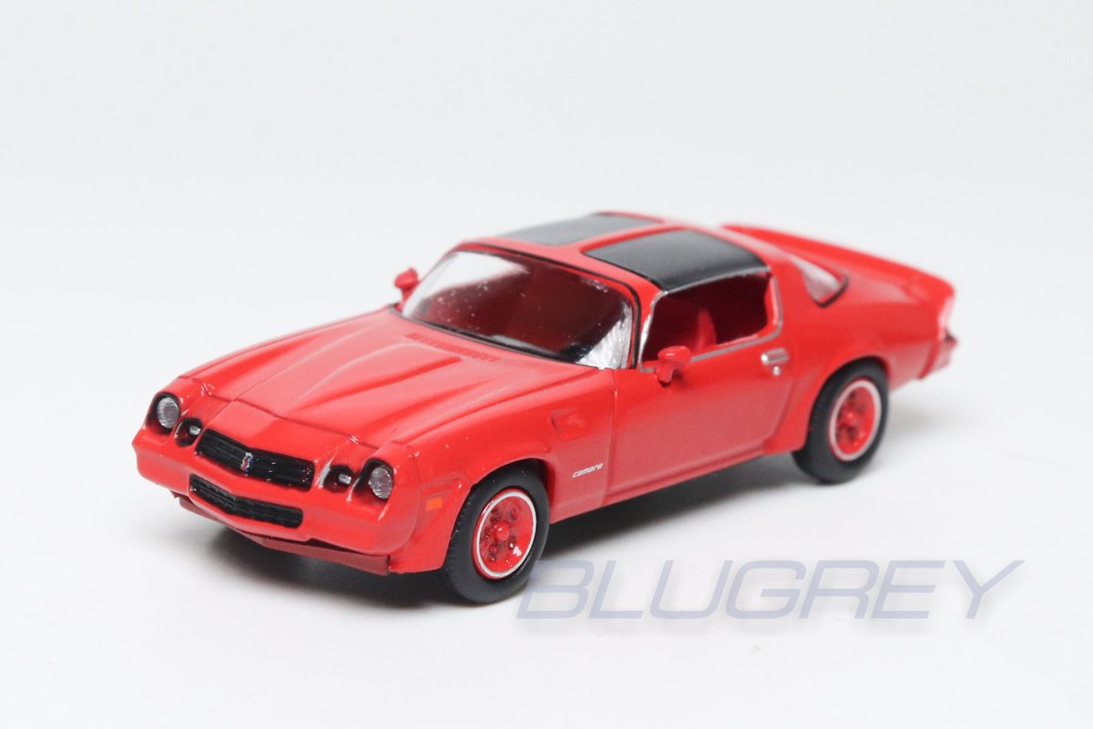 BLUGREY_JP's tweet photo. ブレキナ 1/87 シボレー カマロ 1980
3代目カマロ!レッドはホイールも同色になっていてオシャレ🥰
#BREKINA #ChevroletCamaro #Camaro #シボレーカマロ #カマロ #ミニカー #モデルカー #diecastcar #diecastmodel #ミニカーショップ https://t.co/LqNFwznSwV