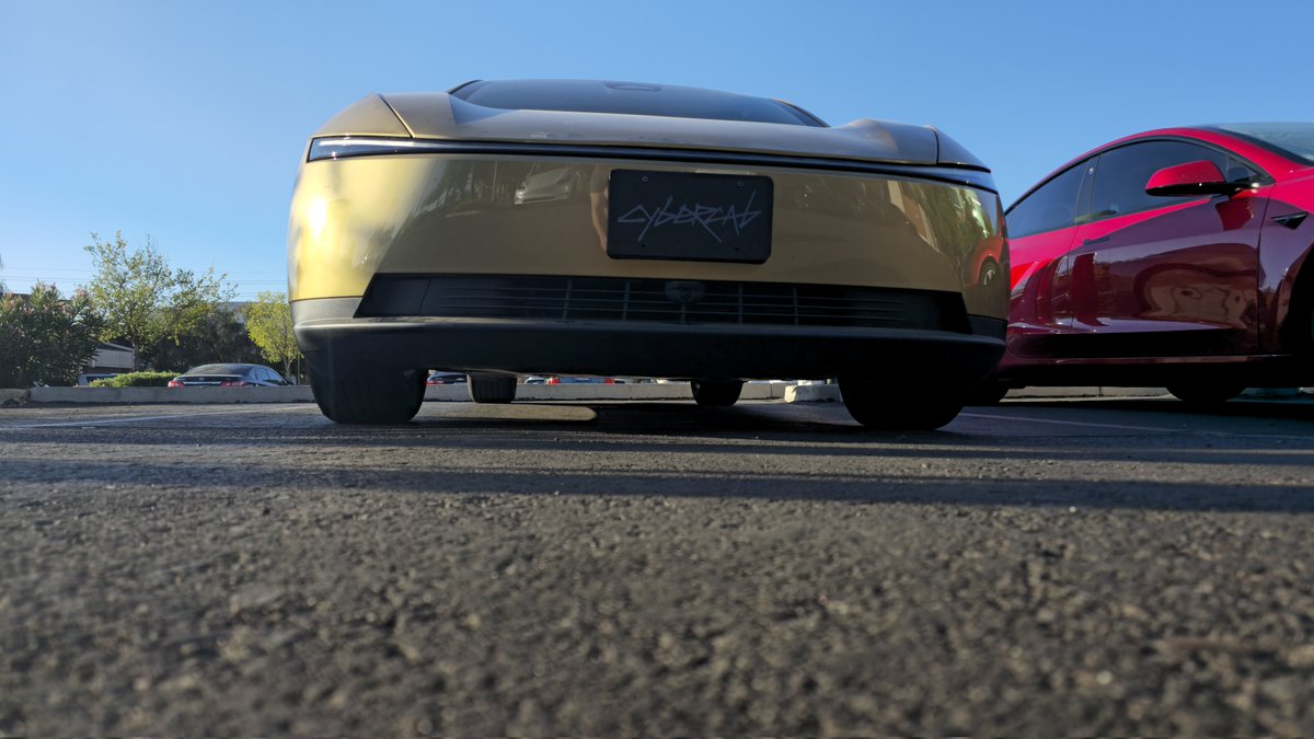 IndubitablyTwit's tweet photo. Hey hey! My first Cybercab spotted-
Chandler Pheonix AZ https://t.co/2EAUvWRXcn