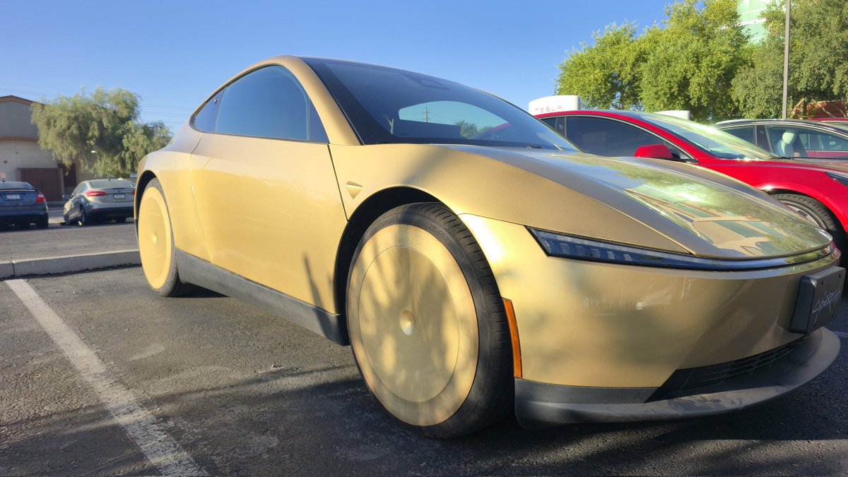 IndubitablyTwit's tweet photo. Hey hey! My first Cybercab spotted-
Chandler Pheonix AZ https://t.co/2EAUvWRXcn