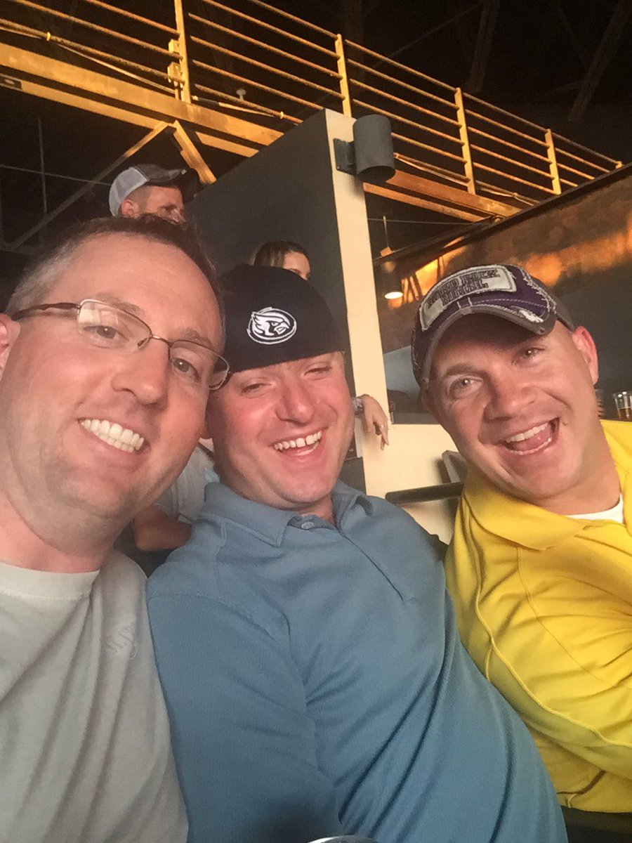PaulBrower2's tweet photo. On July 9, 2016, I took my last drink. I realized I was on a path that was not going to lead to where I wanted to go. Thank you to all the family and friends who have helped along the way. ❤️
#sober https://t.co/l6mvdYbKQE