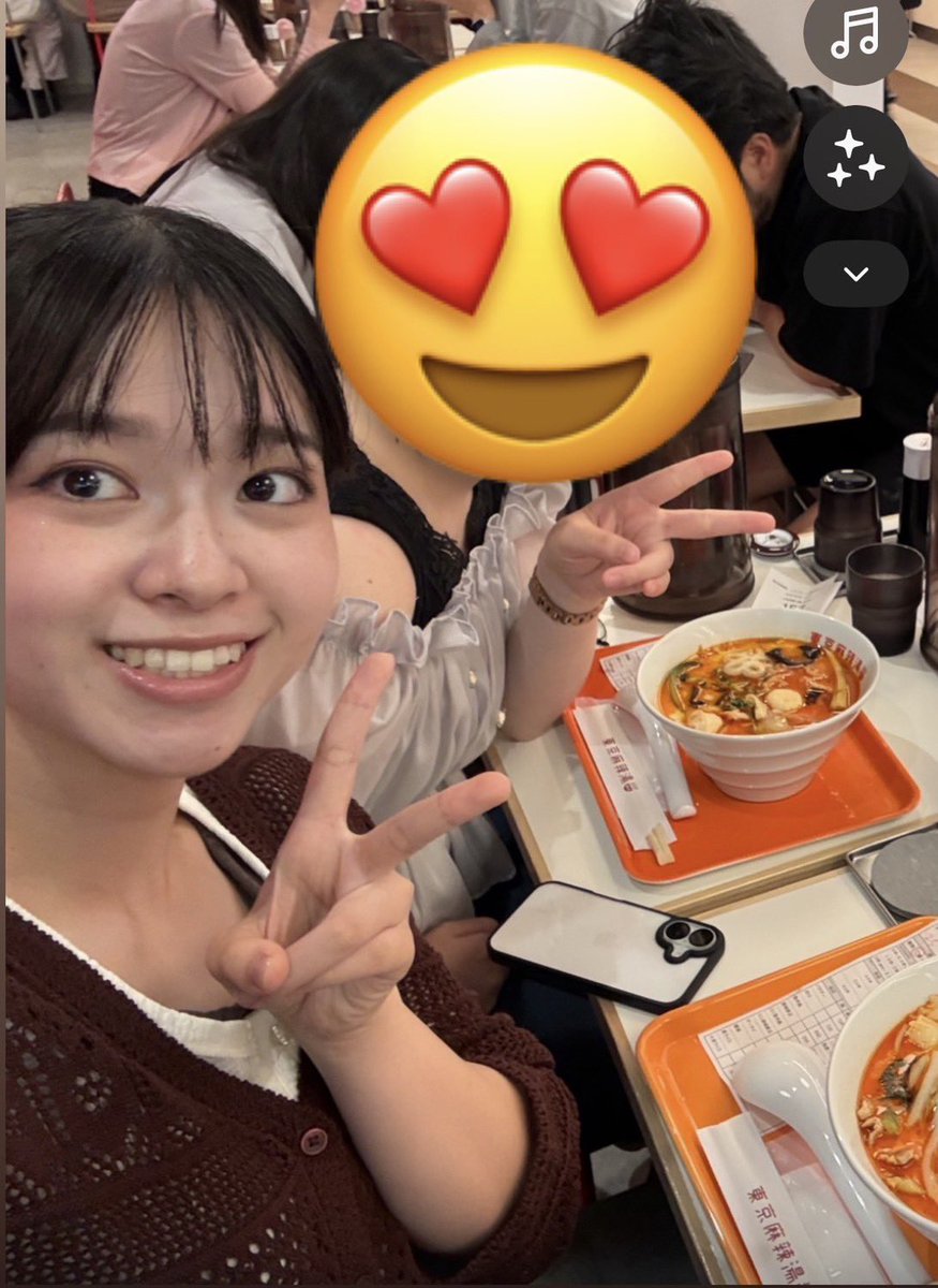 meiji_ballroom's tweet photo. 2　こうすけ・達人(専修)組
無口だけど実はユーモア😜に溢れているこうすけさん⭐️視線を感じたらそれはこうすけさんの鋭い視線👀⚡️かも…⁉️＆大会の時のメイク💄💕ドレス👗がとっても素敵な達人さん✨️可愛い笑顔🥰に沼ること間違いなし‼️
結成3ヶ月💃🕺2人の夏全という大舞台での踊りに大注目💪🏻🔥 https://t.co/HLqtbP1Vnq