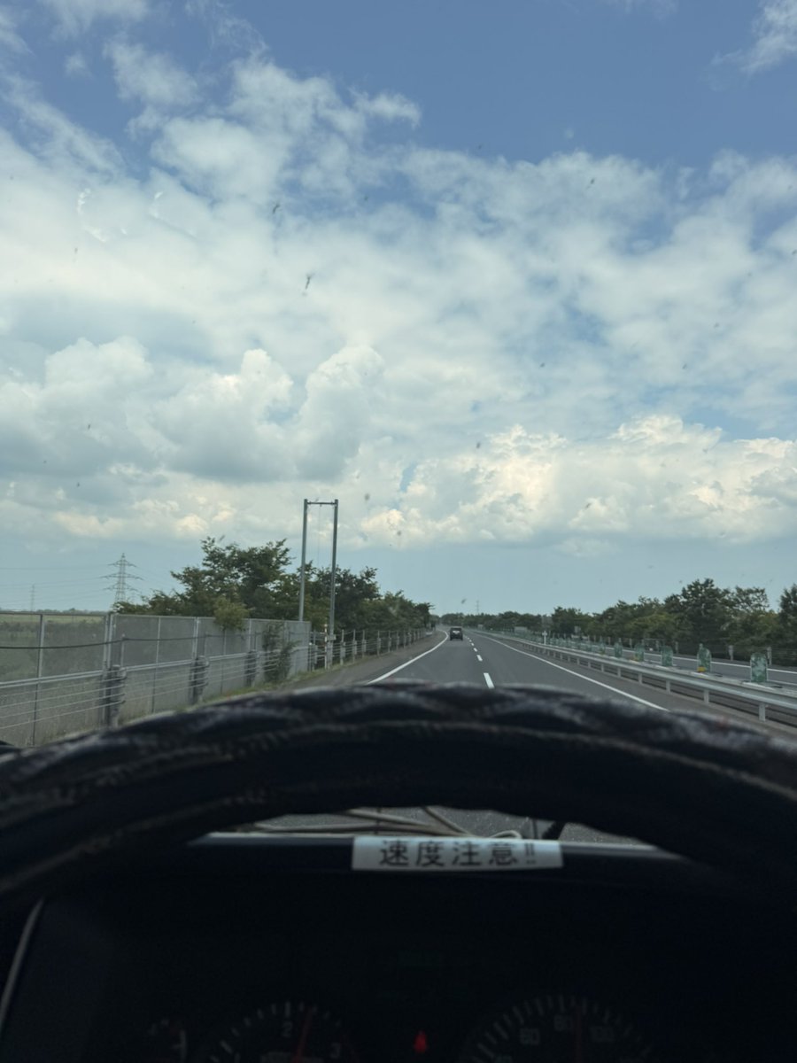 hiroyu71's tweet photo. ここ何処？わたしは… https://t.co/iGZv8JP1CU