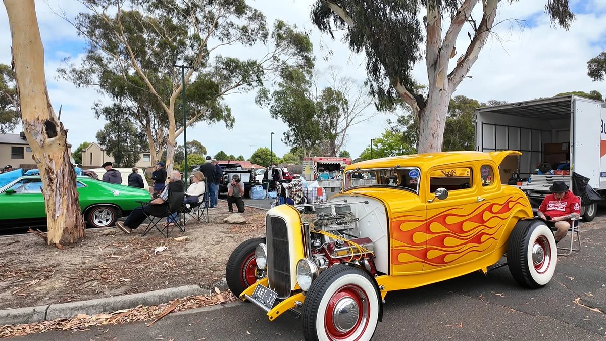 Ashley5691ve's tweet photo. I came across a classic car show on the way🥰🥰 https://t.co/H1uoJGD7gd