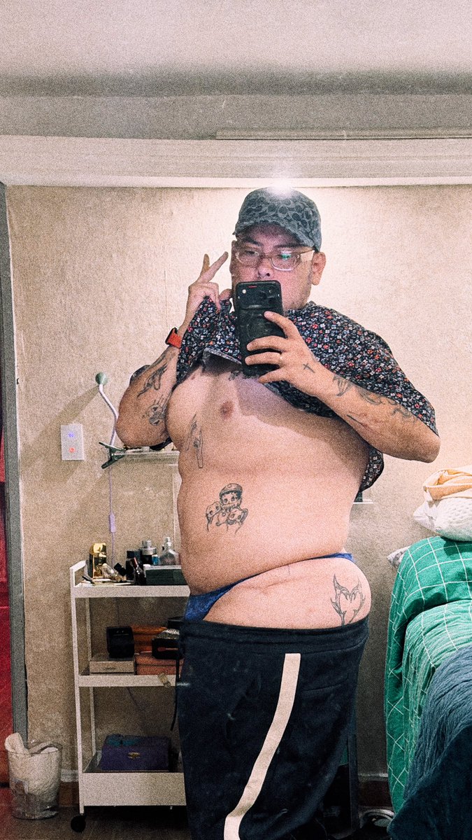 rosalesonline_'s tweet photo. Me sentía muy sensual hoy. https://t.co/NsMFslfR7v