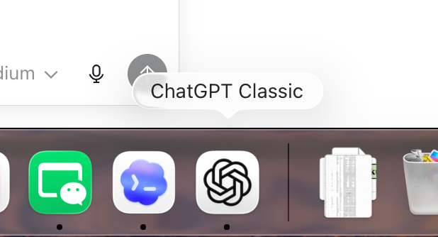 cuijason1's tweet photo. 很神奇。 mac 下面搜索“chatgpt” 还能搜到 2 个应用。 

打开后原来 Chatgpt 就是 codex 图标。

原来 chatgpt 的图标变成了 ChatGPT Classic，还是对话框的形式。

你们是这样吗？ https://t.co/lcivo2A9z4