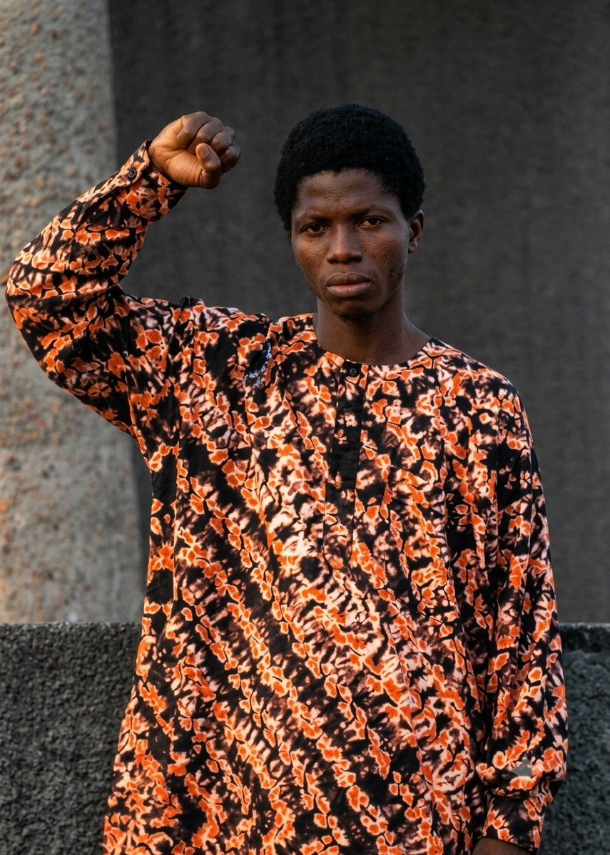 IfeoluwaPa49251's tweet photo. 27 years ago today, the Great Ife community was plunged into mourning. We honor George "Afrika" Iwilade, Tunde Oke, Efe Ekede, Eviano Ekelemu, and Yemi Ajiteru. 🕯️
Your courage and sacrifice remain etched in our history. We remember the #OAU5. Rest in power, Comrades. #july10 https://t.co/3pOLhEVLCS