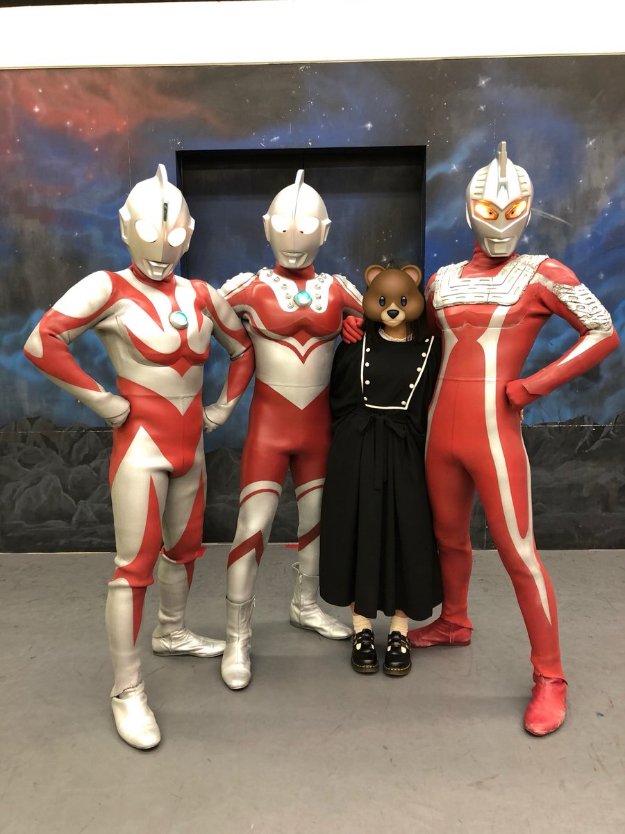 _ULTRAoO's tweet photo. #ウルトラマンの日
30周年はウルトラマンランドがOPENした年でした。あれから30年。こうして60周年をお祝いできることが本当に嬉しい
あの頃から今も変わらず、私の人生に欠かせない大切な存在！
私が子どもの頃に勇気や希望をもらったように、これからも沢山の子ども達の未来を照らし続けてください✨ https://t.co/INmGmF5S29