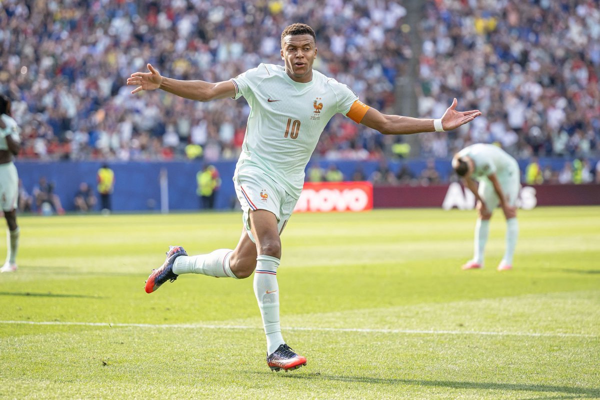 CricCrazyJohns's tweet photo. - Champions in World Cup 2018.
- Finalist in World Cup 2022.
- Semi Final in World Cup 2026*.

Kylian Mbappe has 20 Goals in 20 World Cup matches - one of the historic performance ever in the biggest stage 🤯

No one is stopping France &amp; Mbappe is just 27 years old, Madness. https://t.co/BGsYqVLyp2