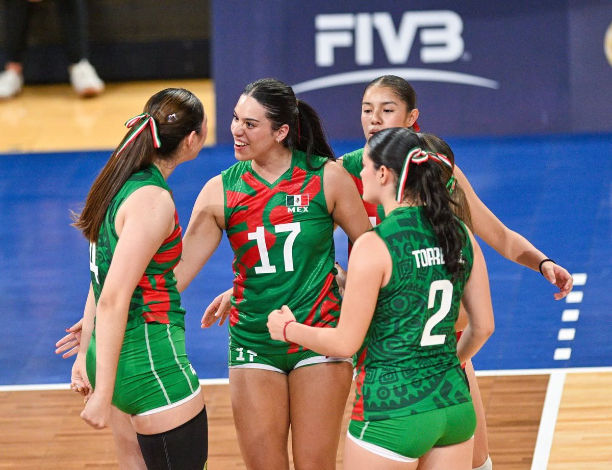 COM_Mexico's tweet photo. ¡Paso firme! 🏐🔥
El conjunto femenil U21 de voleibol de sala avanzó a los cuartos de final de la Copa Panamericana NORCECA Ohio 2026 tras vencer 3-0 a Venezuela. Este viernes buscará su pase a la zona de medallas. 💪 https://t.co/ZERoY3knvC