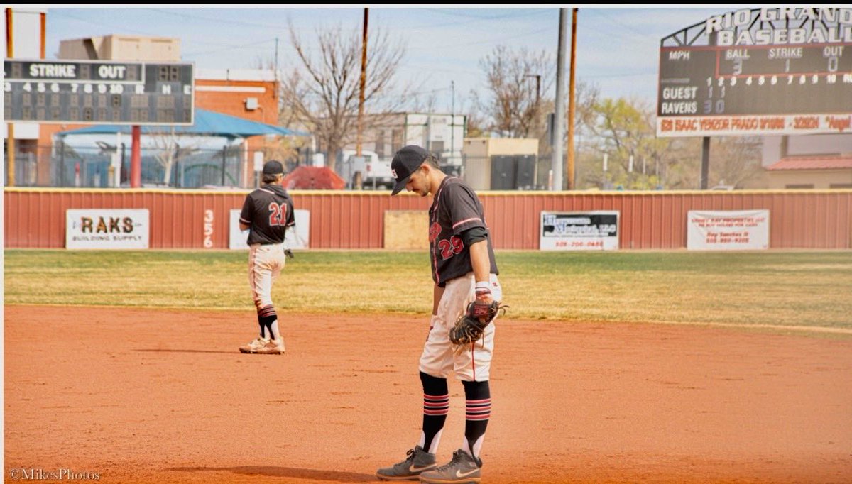 LoganReed424's tweet photo. High school season pics https://t.co/rBvUr4eZ7J