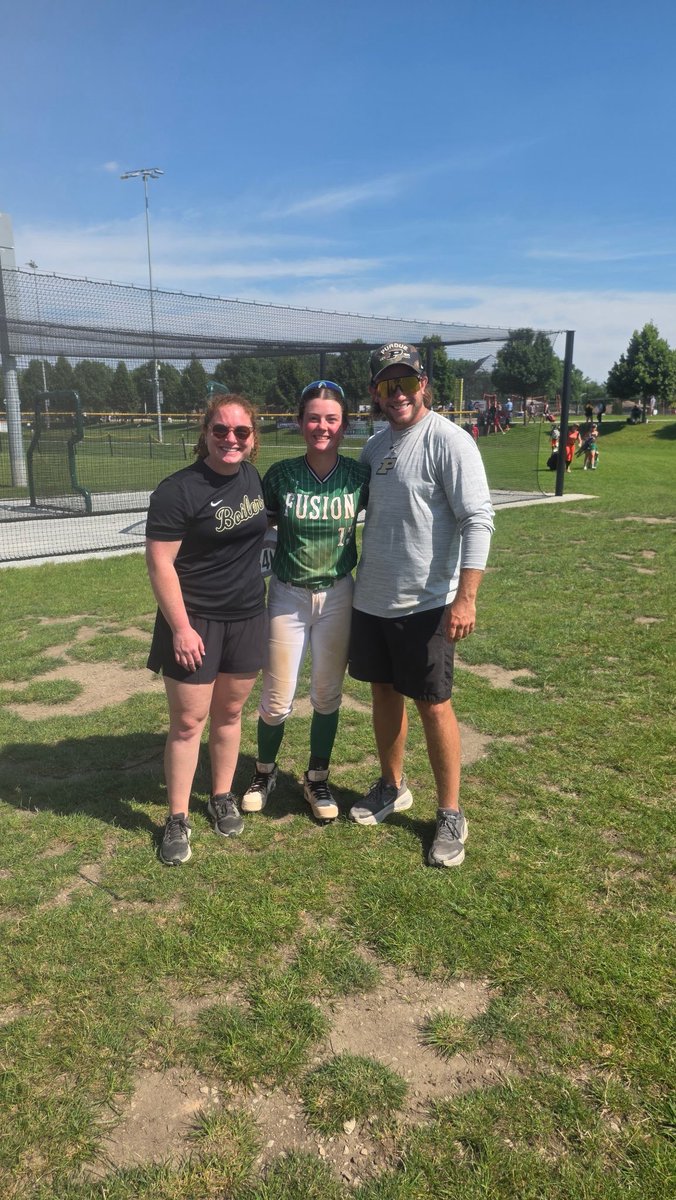 Ellafruth_2012's tweet photo. Thank you to all the coaches that came out for the @DDSBandEvents in Chicago! I learned a lot of new things and had a great time! @TexasCoachWhite @TexasSoftball @PurdueSoftball @AlabamaSB @Vol_Softball @umichsoftball @ExtraInningSB @PrepSoftball @tagupSoftball #CONNECT2026 https://t.co/HScXZAkmxl