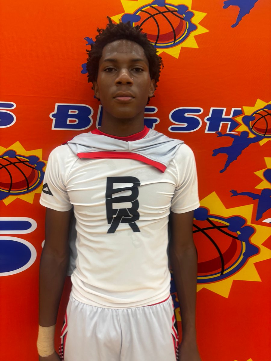 BigShotsGlobal's tweet photo. #BIGSHOTS #MyrtleBeachLive 

16u Live 

BBA Nets Smith - 57 
12 AJ Davis 12 
1 Frank Coelho 10 

Future Elite - 43 
55 Deon Sokkal 22 https://t.co/p5MKG8IHK9