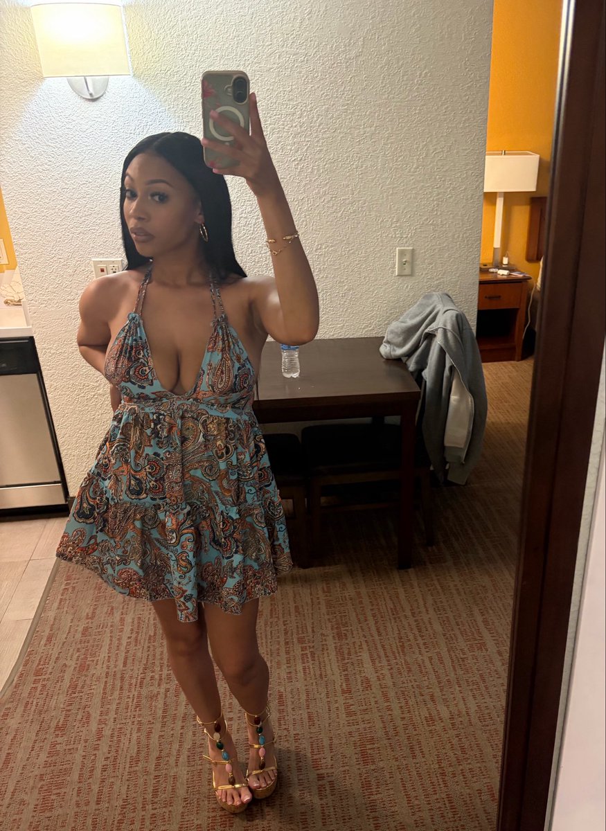 tati vi britannia 🧚🏽♂️✨ tweet media