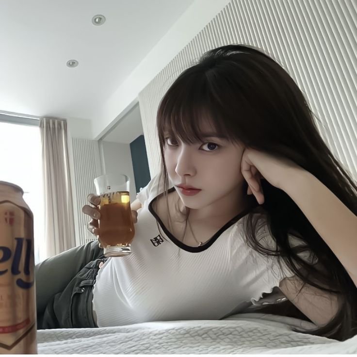 jizzuelf's tweet photo. hi, i'm yani looking for moots ! ^__^

-  she/her, '07 liner, filo
-  not new to #stantwt  
-  into bl, gl, kpop, and kdrama 

#filotwt #kpoptwt #bltwt #gltwt #kdramatwt #promotwt #moothunt 

♡/↻ to be moots ! https://t.co/egckivsIUs