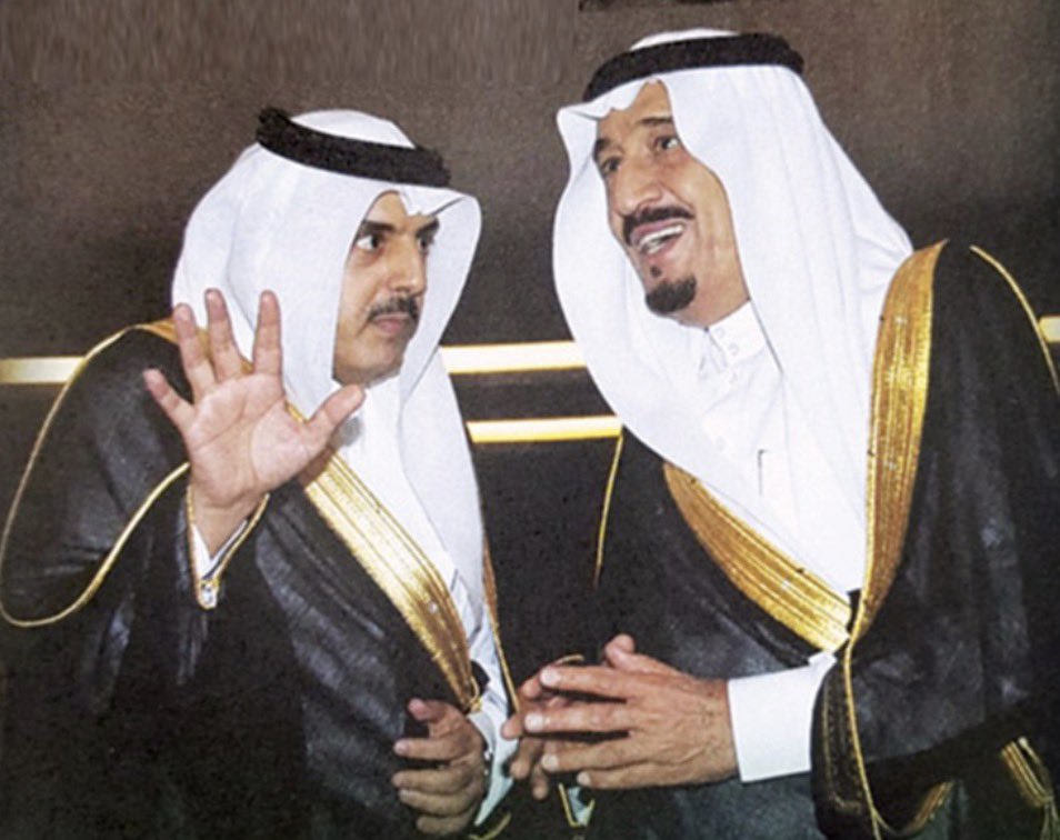 alwaleedkfs's tweet photo. يا حيّ شوف المقبليـن وطـراياّه
حرارً تـسـلّـل مـن صـوارم سلايلها https://t.co/bR9B2c312V