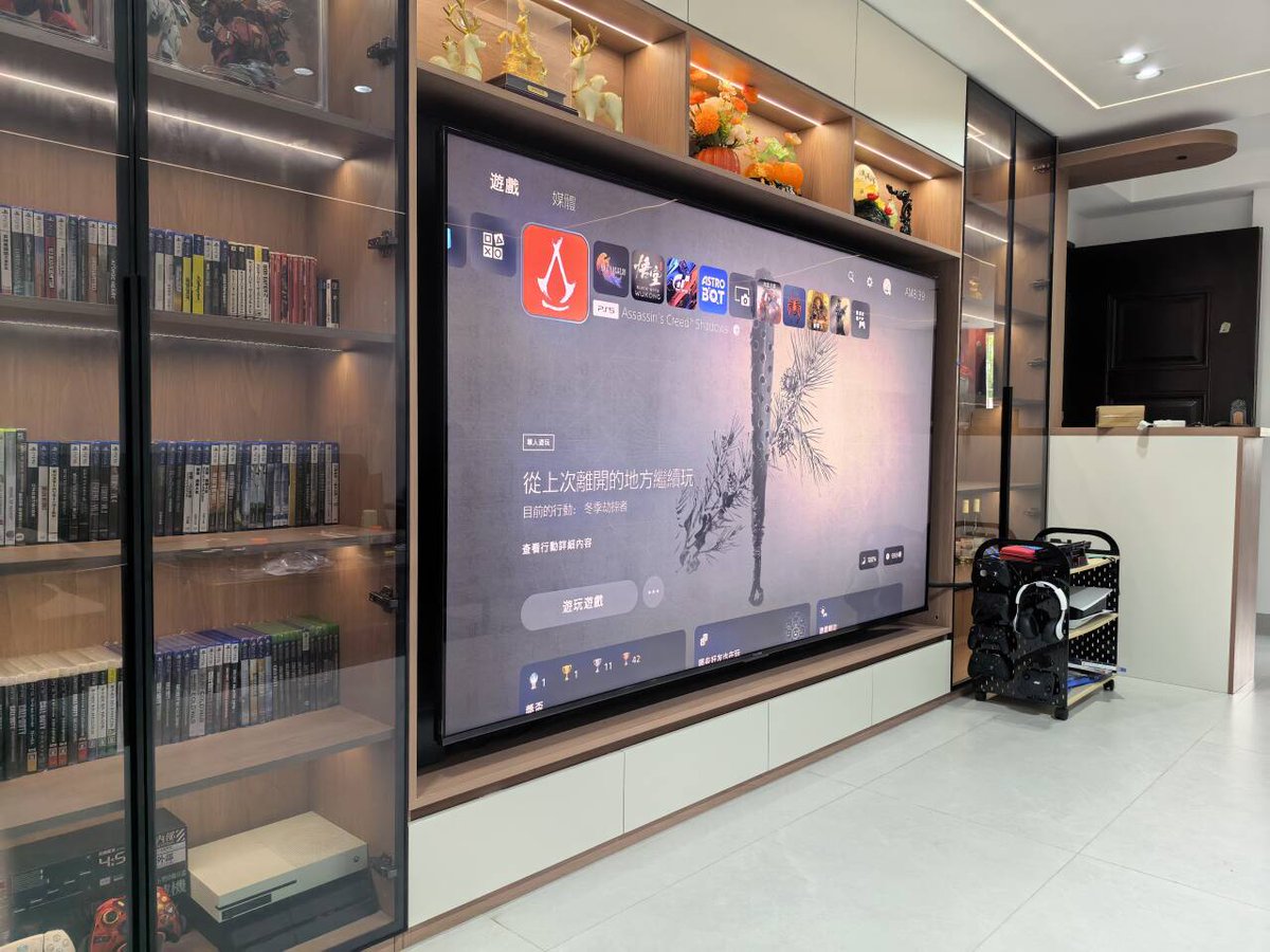 FOREVER_MC117's tweet photo. @YoshinoLover08 Honestly, I don’t get why ditching physical games automatically means moving to PC. I care a lot about the living room and TV experience, and I have a high-end PC myself — it’s just not the same as a PS or Xbox. https://t.co/K6JbnmlhPo