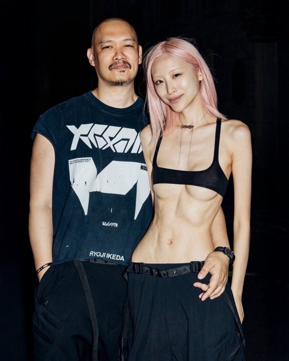 dsuntitled's tweet photo. Errolson one of the design gods and friend wearing our Void Bracelet https://t.co/oKHfTPfRwT