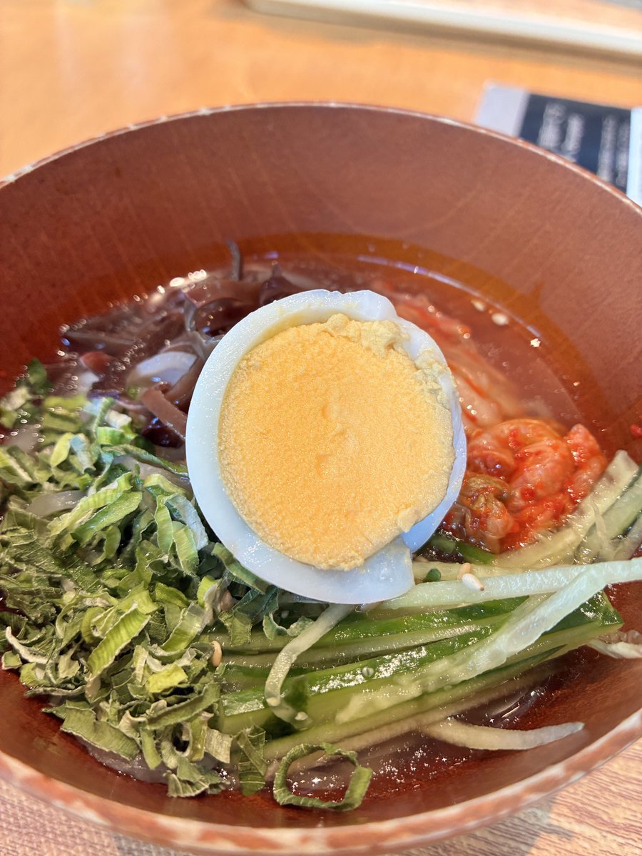 uekky's tweet photo. 朝から別府冷麺とりゅうきゅう丼（再び）を食べています。大分サイコー🙌 https://t.co/eS22uRrFzU