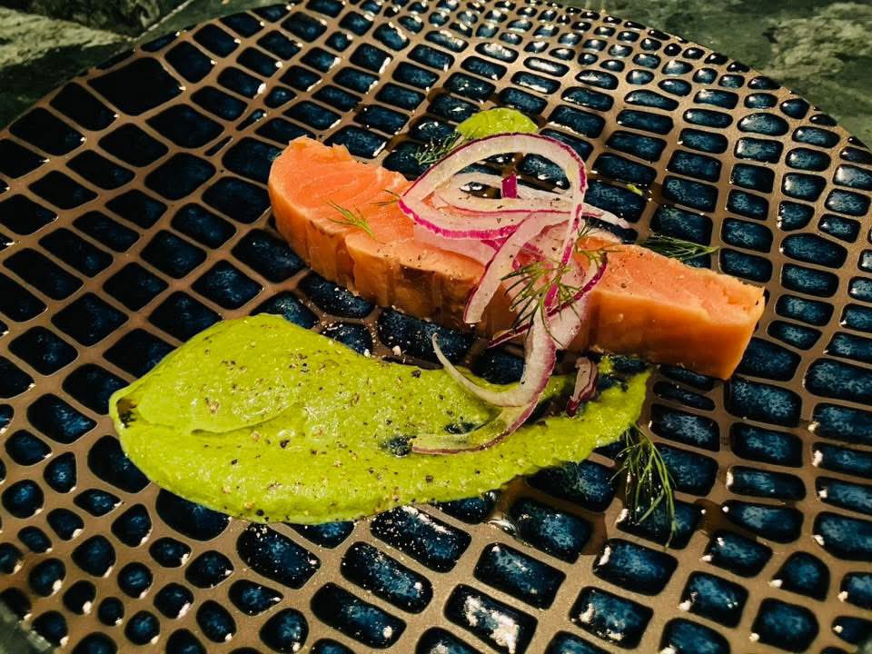 bistroomusubi's tweet photo. 【7/10(金)本日はランチ&amp;ディナーの昼夜営業いたします】
いずれもお席ございます‼️
ご来店お待ちしております🎵 https://t.co/4HA93uZ780