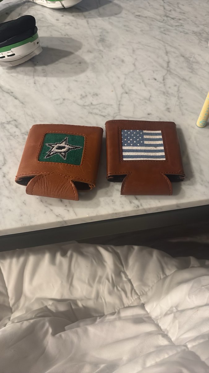 Balnoer43's tweet photo. My buddy is #broke get some #smathers and get on my level @rugg_rat11 🤣 https://t.co/I4elHs3799