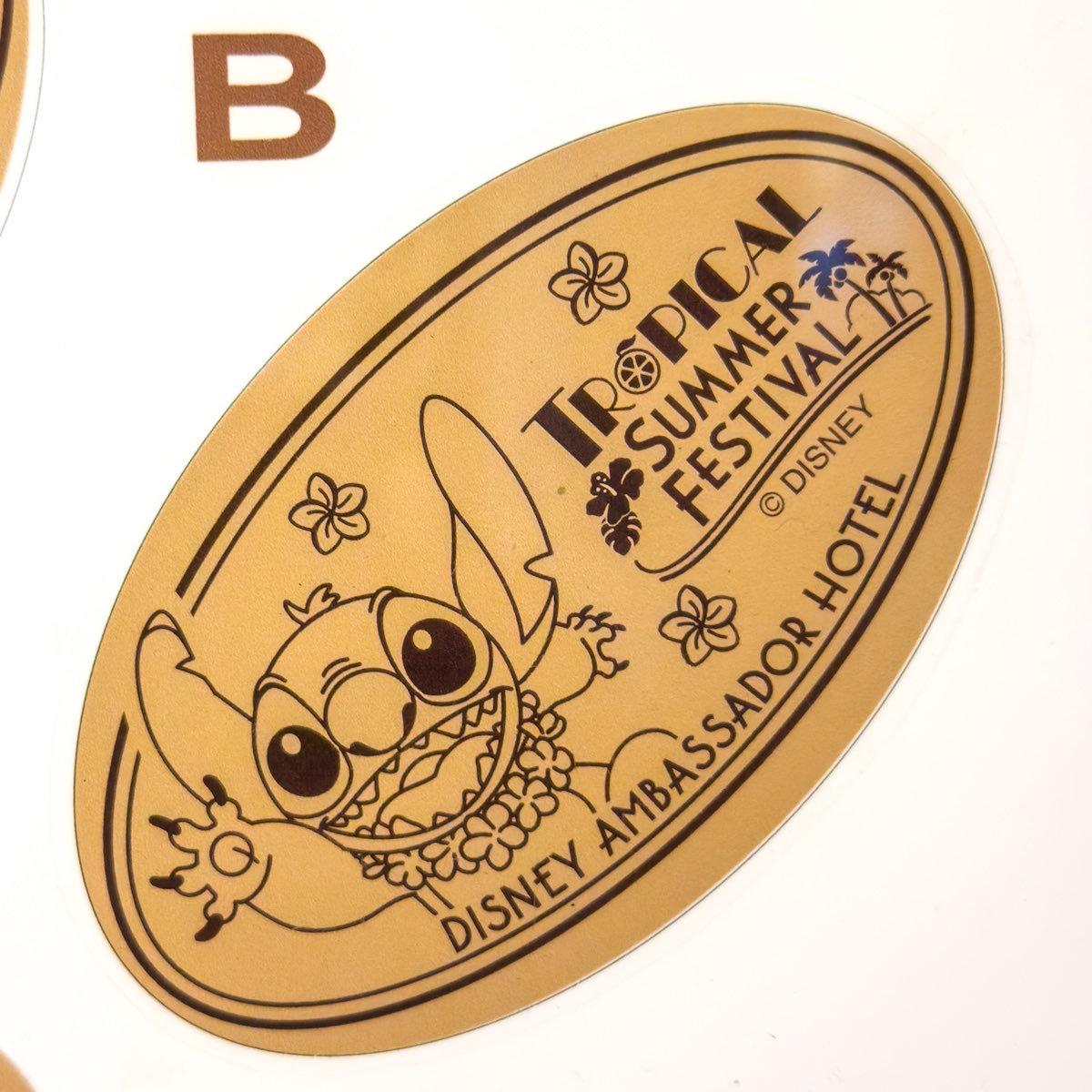 MezzoMikiD's tweet photo. ミッキー&amp;ミニー、スティッチデザイン！
ディズニーアンバサダーホテル
"トロピカルサマーフェスティバル"のスーベニアメダル販売中☆ https://t.co/fhsh36pfyS
