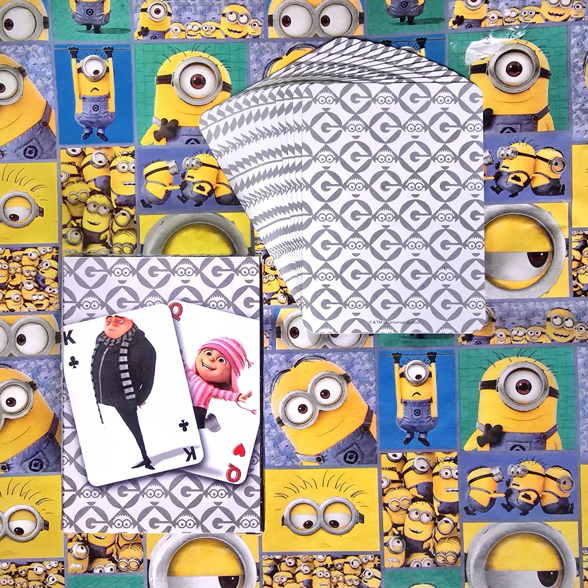 PlayCardMuseum's tweet photo. 16 years ago today we were introduced to Gru, Margo, Edith, Agnes, and the lovable, mischievous, funny, and absent-minded Minions.
#DespicableMe #Minions #Illumination #playingcarddesign #playingcardart https://t.co/9JjA8J5hEg