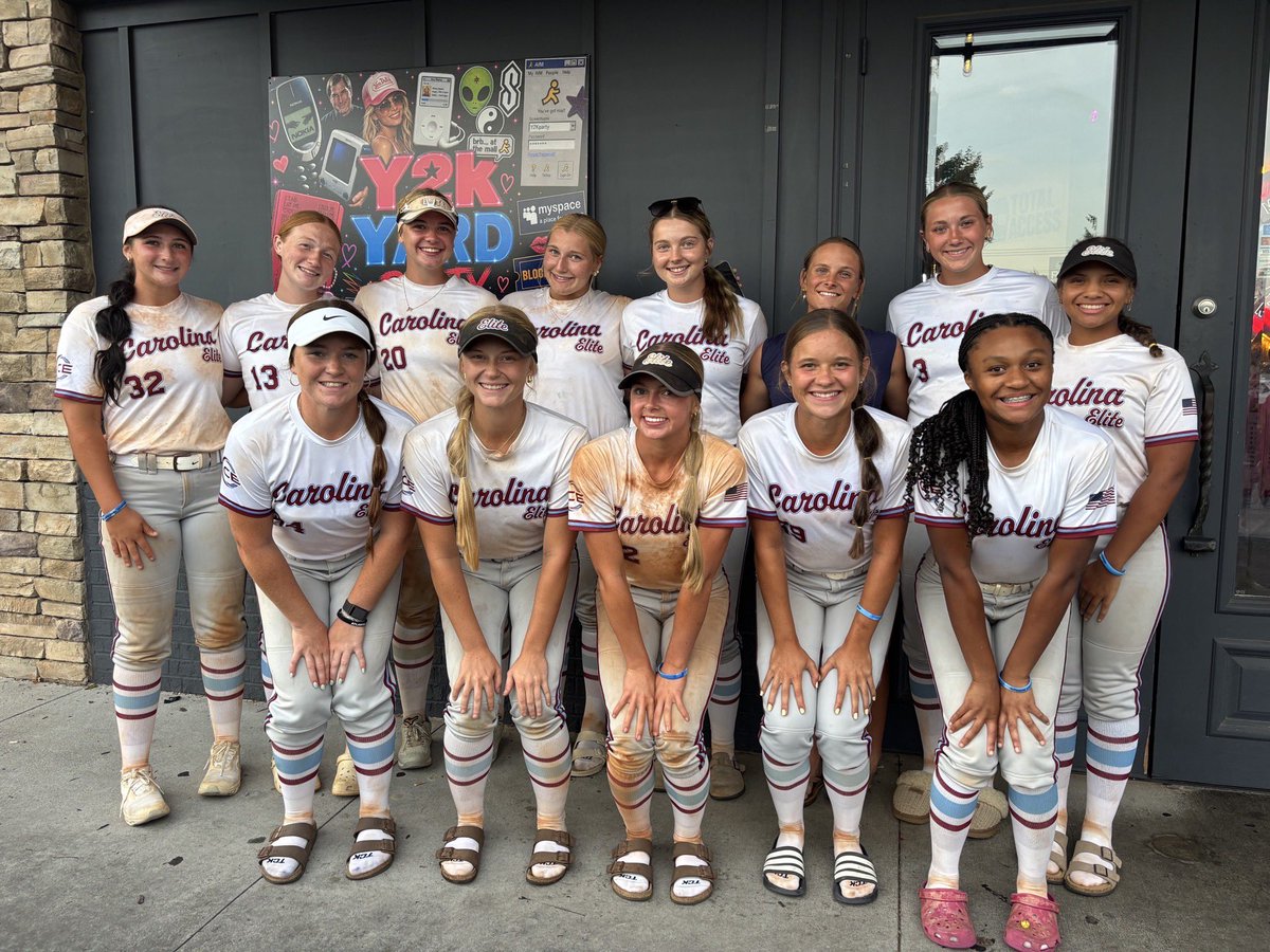 ScGenovese's tweet photo. Girls put on a show today! Let’s GO! Had a great dinner at Marietta Melt Yard (nostalgic vibe) 🍔🍗Come see us Al Bishop tomrw 2:40 F4 &amp; 6pm F3 🥎♥️💣☀️@legacyshowcase1 @CarEliteNCorg https://t.co/uRzc1Bli4K