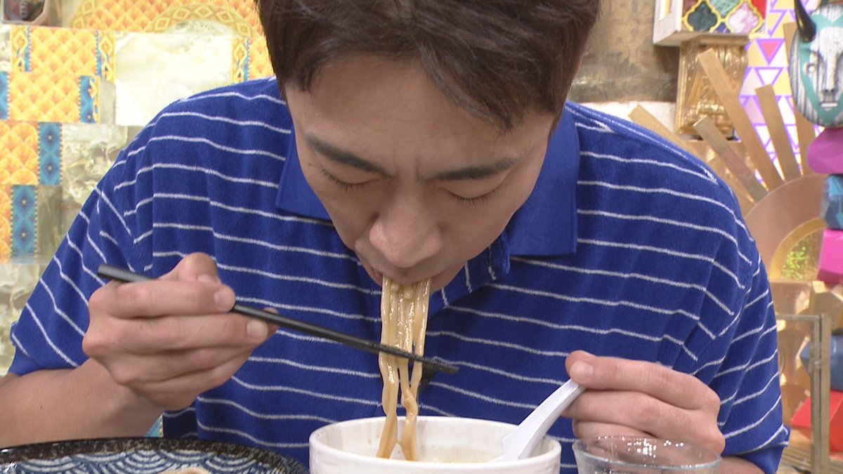 ohmygod_ntv's tweet photo. |◤ 7/11(土)あさ 10：30 からの
「オー！マイゴッド！」は…◢|

7 月 11 日はラーメンの日🍜
濃厚豚骨魚介つけ麺の神
#つけ麺道 をヒロミ・孝太郎が体験♪
濃厚なのにさっぱり⁉

至極の一杯にヒロミの箸が止まらない！！
お見逃しなく！

＃オーマイゴッド https://t.co/xiS3PAoeGC