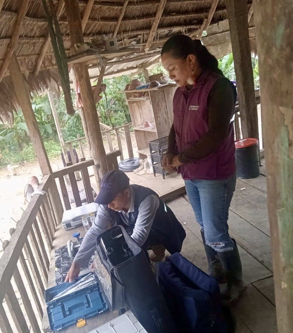 GoberPastaza's tweet photo. 📍#Montalvo

La Tenencia de Montalvo acompañó y brindó apoyo técnico al @Ecuadorencifras para la realización de la “Encuesta Nacional de Desarrollo Infantil”, en las comunidades de Pukayaku y Jatun Yaku para verificar y buscar estrategias y disminuir la desnutrición en el sector https://t.co/0n70cJnXSt