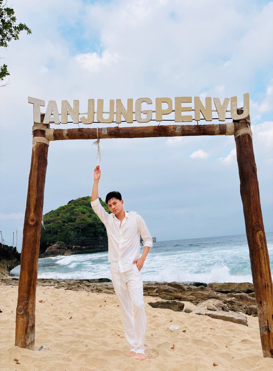 trixsamsang🧜‍♂️ tweet media