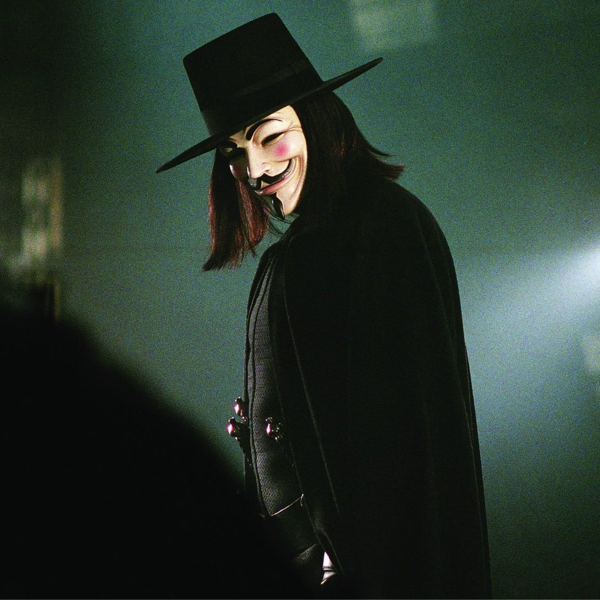 subnitmohanty's tweet photo. HBO has passed on the current draft of the ‘V FOR VENDETTA’ TV series
The series might get redeveloped down the line
(Via: https://t.co/GVAfkYWGvE…)
#vforvendetta https://t.co/EzvxB0Fece