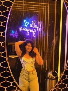 SusanHillsm's tweet photo. @paulcampbep1 check this
I was in a situationship for a year, she love bombed and promised a future with me then ghosted me. We never had any physical intimacy, she was the closest I've ever been with a woman at 30 years old.… https://t.co/aO8AC23K5i