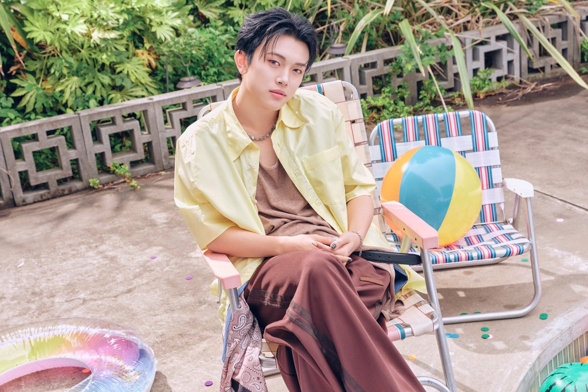 official_DXTEEN's tweet photo. CONCEPT PHOTO C
#平本健 #KEN

#DXTEEN 7TH SINGLE "Wanna"🕶️
2026.07.22(WED) RELEASE!!
ストリーミング先行配信中🎧
'Wanna'👐https://t.co/QfY8g534Nl
'Our Sky'☀️💓https://t.co/bSiteq4DWe

#DXTN #HIRAMOTOKEN
#DXTEEN_Wanna https://t.co/KinSYDFyuP