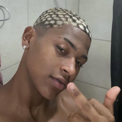 novinhotop10's tweet photo. Opa tô on no Blowers procurando um cuzin pra fuder😈

Link para quem quiser me dar, o cadastro grátis ➡️ https://t.co/k1afDCCZ2v https://t.co/rJxZDBlsaA