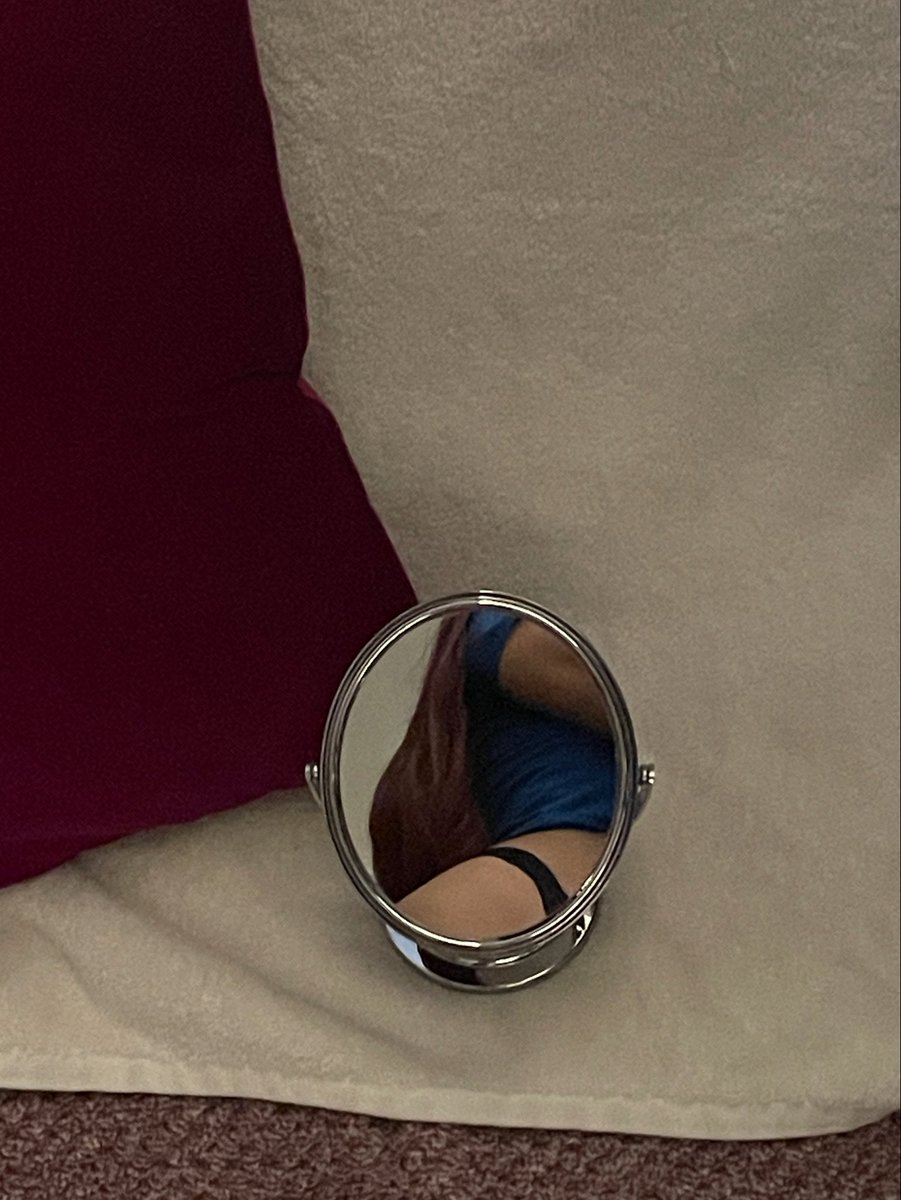 divinellexo's tweet photo. When you’re done staring, don’t forget to thank me for existing https://t.co/OC34s8F5Fw