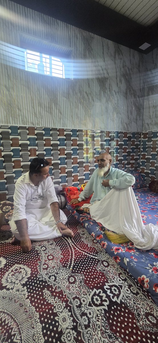 chzulfkarali's tweet photo. Visited Peeri to meet Master Mohd. Amin Sahib, my long-time associate, who has been unwell for quite some time. I spent some time with him and prayed to the Almighty for his speedy and complete recovery.
May Allah bless him with good health and a swift recovery.
اللّٰه تعالیٰ اُنہیں شفاۓ کاملہ و عاجلہ عطا فرمائے۔ آمین۔