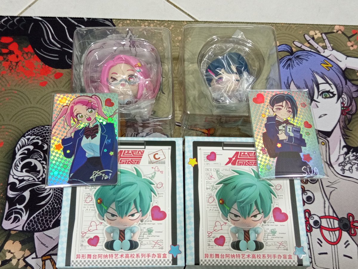 shinkansei_gi's tweet photo. If anyone interested in:
Mizi blind box figure
Sua blind box figure
(Both comes with respective holo card)

Mizi Acrylic Coaster (chibi ver.)
Sua Acrylic Coaster (chibi ver.)

Kingdom Hearts glass

Available for within Malaysia only (+shipping)

DM for price if interested https://t.co/p1drlXbc7W