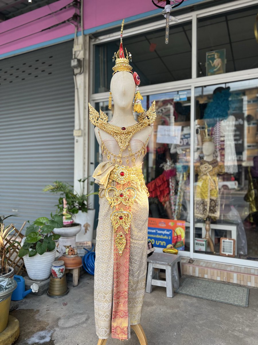kanchiakchon's tweet photo. ชุดรำบวงสรวงองค์ปู่พญานาคทางร้านพร้อมบริการ อยากสวยเด่น ไม่เป็นรองใคร ต้องร้านเราดูแลเท่านั้นค่ะชุดหน้าผมสวยเด่น ชุดทางร้านสามารถปรับแก้ได้ให้เป็นทั้งไซต์เด็กและไซต์ผู้ใหญ่ค่ะ ￼￼￼￼￼{ชุด2}

#ร้านเช่าชุดกรรเจียกจอน #ไทรน้อย #นนทบุรี
#ชุดรำบวงสรวง #บวงสรวงพญานาค #วัดบางจาก￼￼ https://t.co/qa3daCbTyN