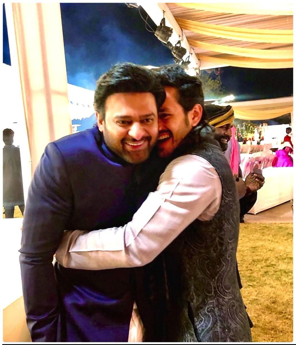 ivdsai's tweet photo. Worldwide Grand Release Today for our charming hero #AkkineniAkhil's #Lenin! 🤩🙌

​Exceptional reviews are pouring in from all over... Congratulations to the whole team on the massive success... ❤️💐

​Best wishes for a super-blockbuster run, from all the darling #Prabhas fans...