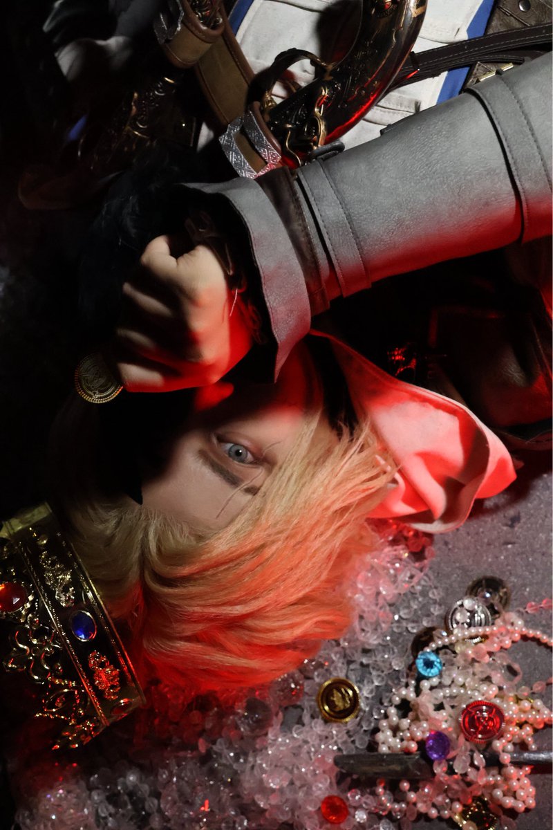 ThinkoMew's tweet photo. Time to set sail.
Photos&amp;makeup:@Claire0201m 

#AssassinsCreed #AssassinsCreedBlackFlagResynced #cosplay #EdwardKenway https://t.co/ycDOUboEX8