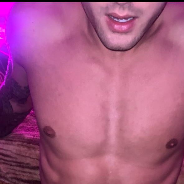 BbysBubbleButt's tweet photo. handsome hot aussie hunk from the #goldcoast with the perfect 8.5 inch bwc decided to lose his #sissy virginity to my hungry throat 🤭 hes a regular now oops x

why are so many str8 jocks obsessed with my mouth? 😩

RT for a visit + surprise #gloryhole #gh #aussie #chudai https://t.co/qVX3vgpI8o