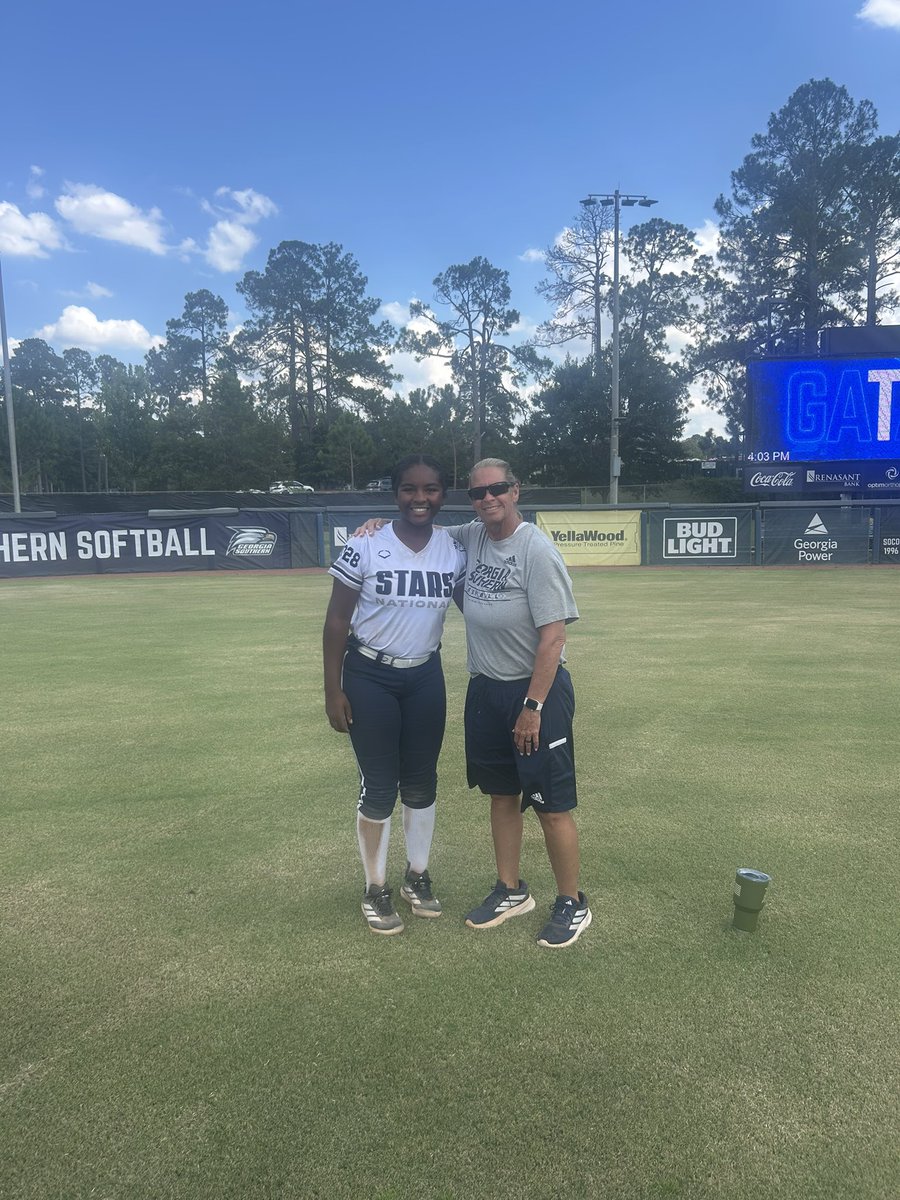 TaylorLeech2028's tweet photo. Thank you @GSAthletics_SB for a great camp today! I am so grateful for all the feedback and instruction that was given from the staff and players to me and can’t wait to be back again!
@CoachPerkinsSB @RadkeCortney @StarsNatColeman @starsnationalfp @_coachrachel @CompleteGame https://t.co/792XOFv6gp