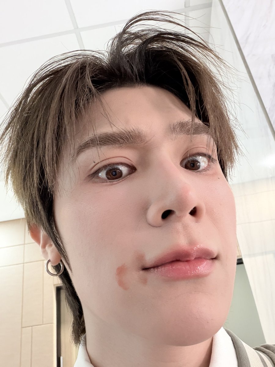 peatwasu's tweet photo. ปล่อยรูปแห่งความลับเมื่อวานครับ 😵‍💫

PEATWASU 500K ON X
#500KWeLovePeatwasu https://t.co/MEaZeuV6OP