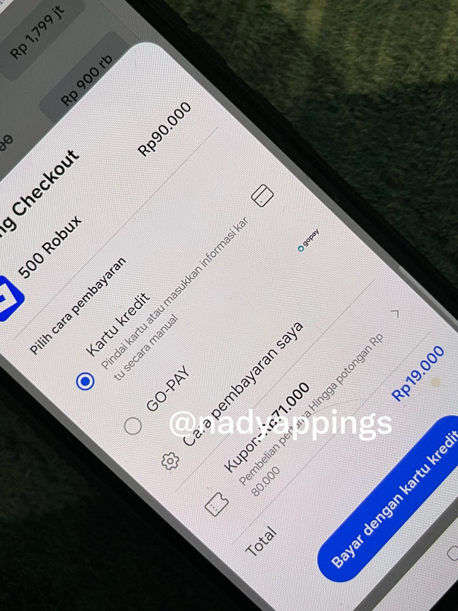 nadyappings's tweet photo. wts voucher samsung vilog roblox500r only 60k guys!! avail 1 doang yaaa 
n. voc samsung, robux #zonauang https://t.co/qN1wJ9H7pu