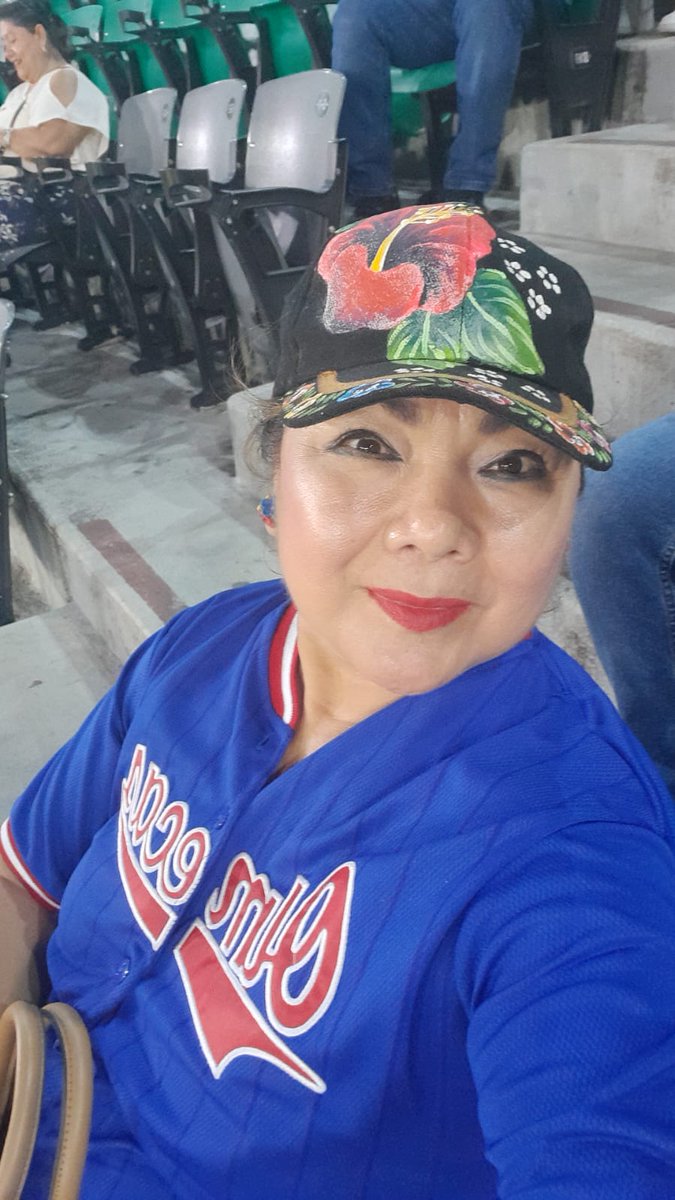 csantarellis's tweet photo. @OlmecasTabasco Vamos Olmecas https://t.co/1xWv97a0dX